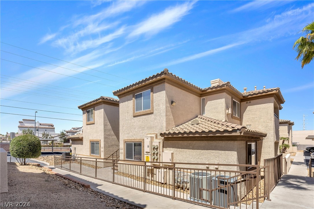 8725 West Flamingo Road, Unit 139 Las Vegas, NV 89147 - Photo 1 of 34 Gallery Image 1