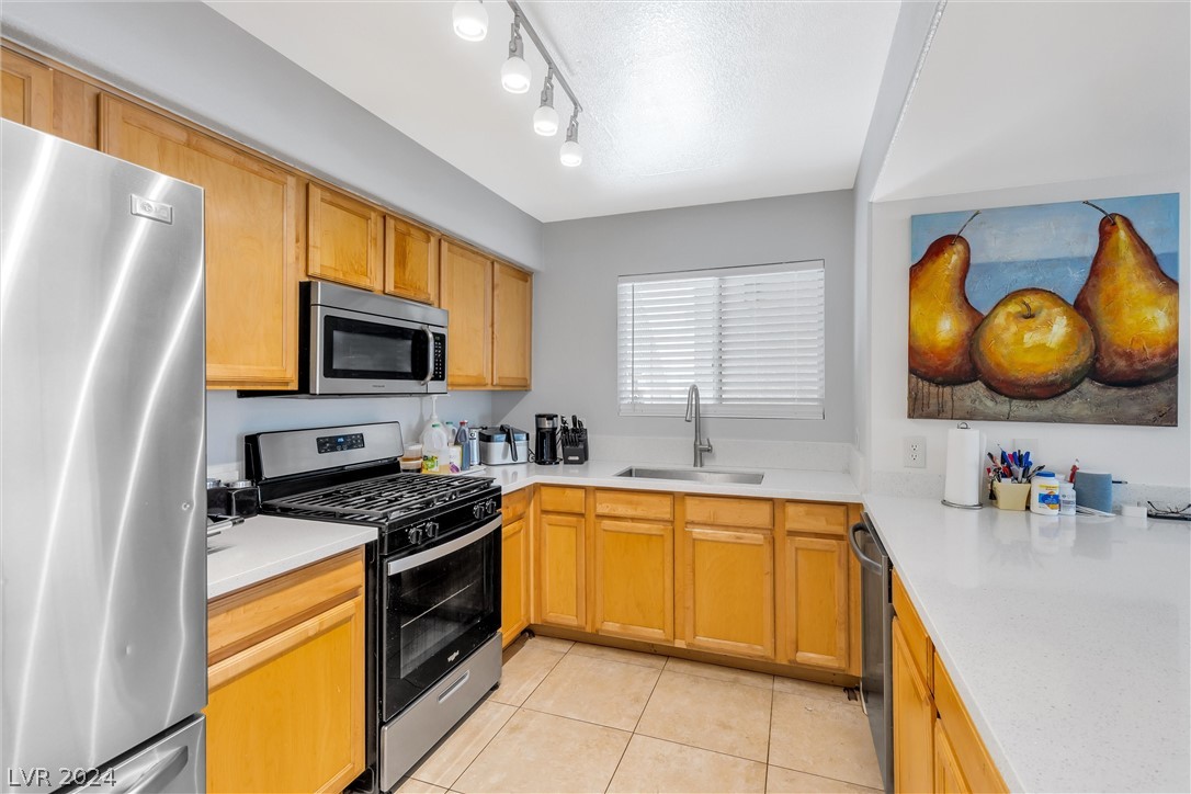 8725 West Flamingo Road, Unit 139 Las Vegas, NV 89147 - Photo 14 of 34 Gallery Image 14