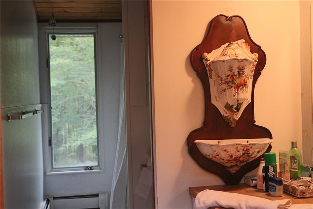 48 Valley Road Raymond, ME 04071 - Photo 13 of 17 Photo