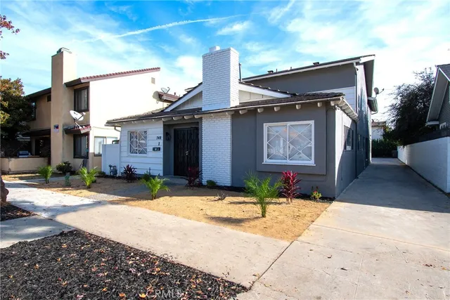 $2,695 | 748 Newport Avenue, Unit 3, Long Beach, CA 90804