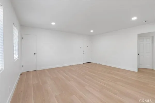 $2,575 | 748 Newport Avenue, Unit 3, Long Beach, CA 90804