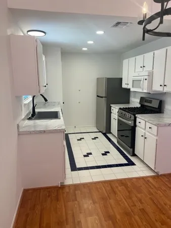 $2,295 | 11612 Ruffed Grouse Drive, Austin, TX 78758