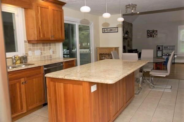 196 Vega Road Marlborough, MA 01752 - Photo 3 of 30 Gallery Image 3