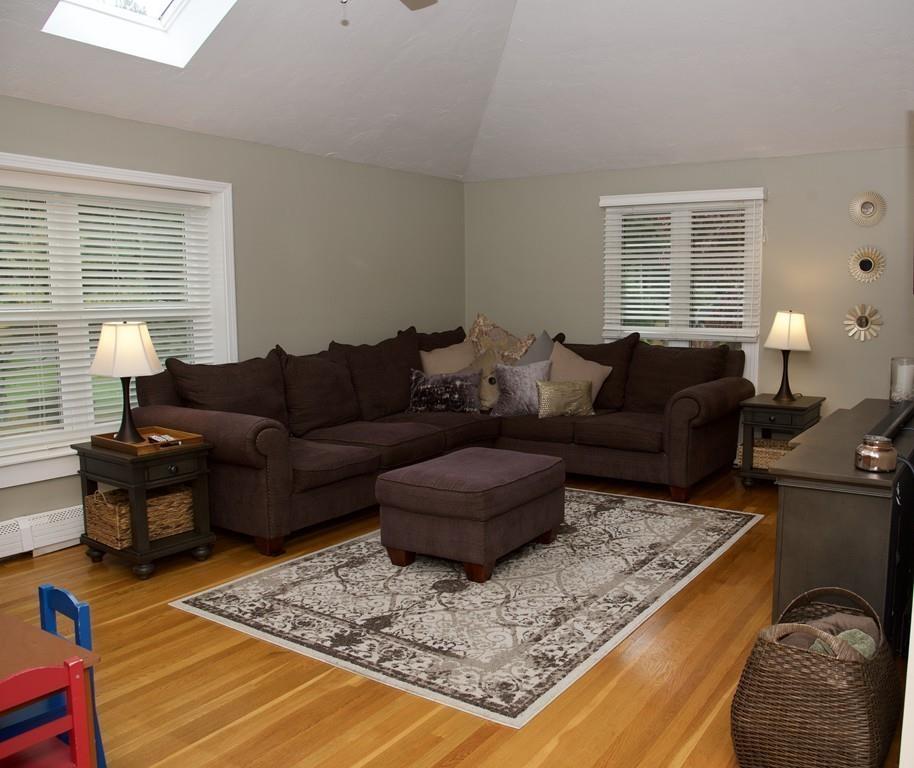 196 Vega Road Marlborough, MA 01752 - Photo 8 of 30 Gallery Image 8