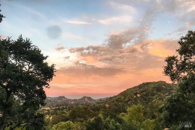 $849,000 | 51 Berry Trail, Fairfax, CA 94930