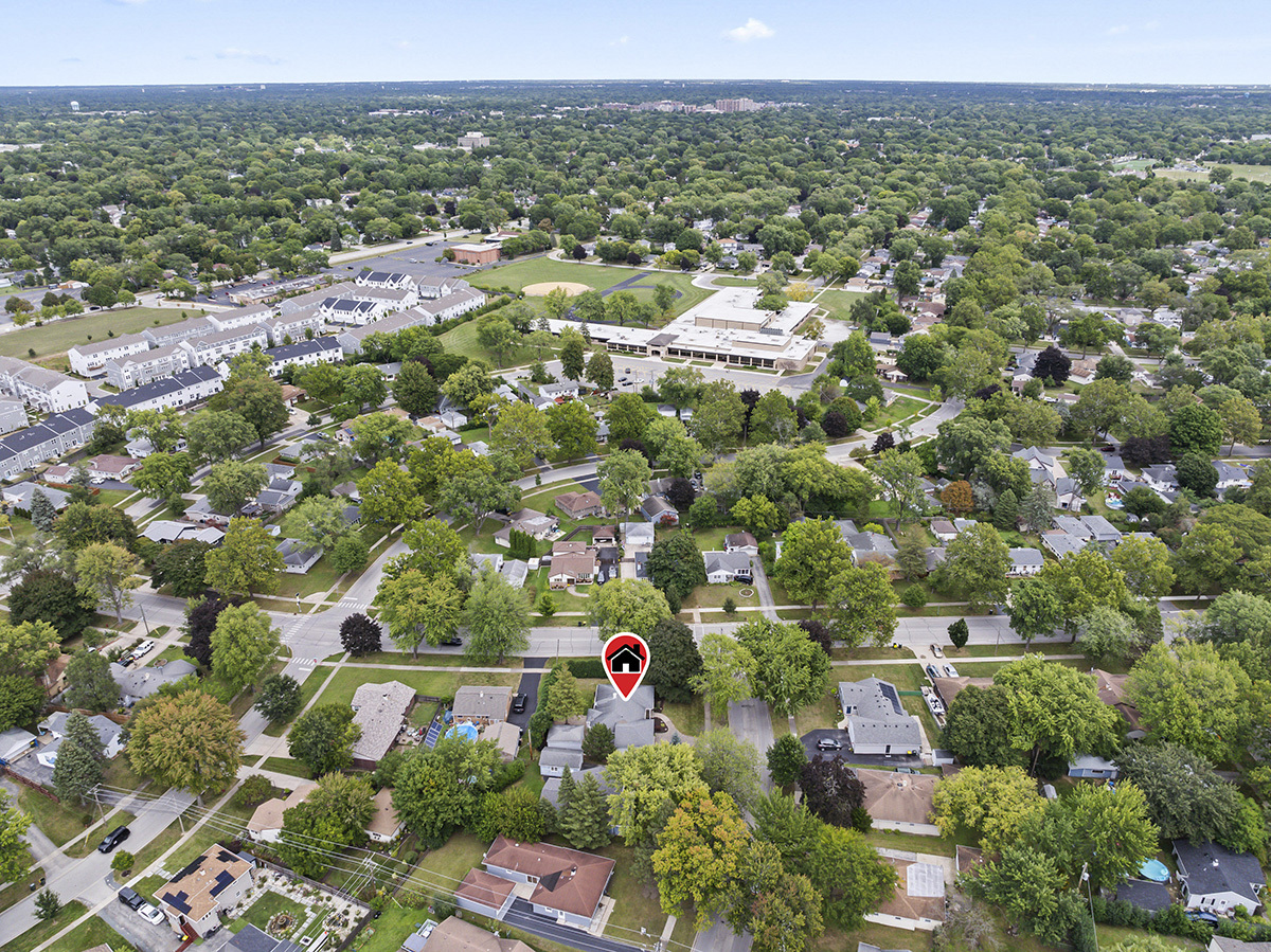 2900 Swallow Lane Rolling Meadows, IL 60008 - Photo 33 of 37 an aerial view of a city