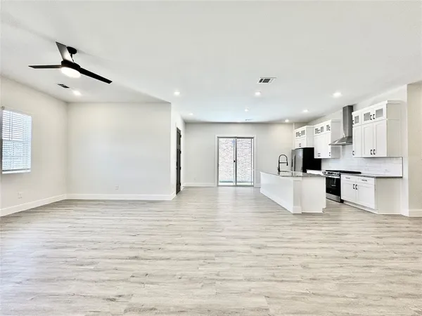 $3,333 | 8513 Shorehan Road, The Colony, TX 75056