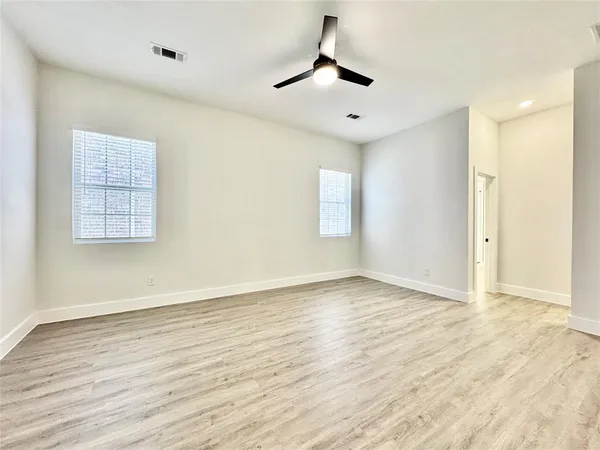 $3,333 | 8513 Shorehan Road, The Colony, TX 75056