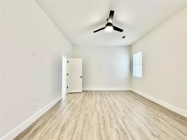 $3,333 | 8513 Shorehan Road, The Colony, TX 75056