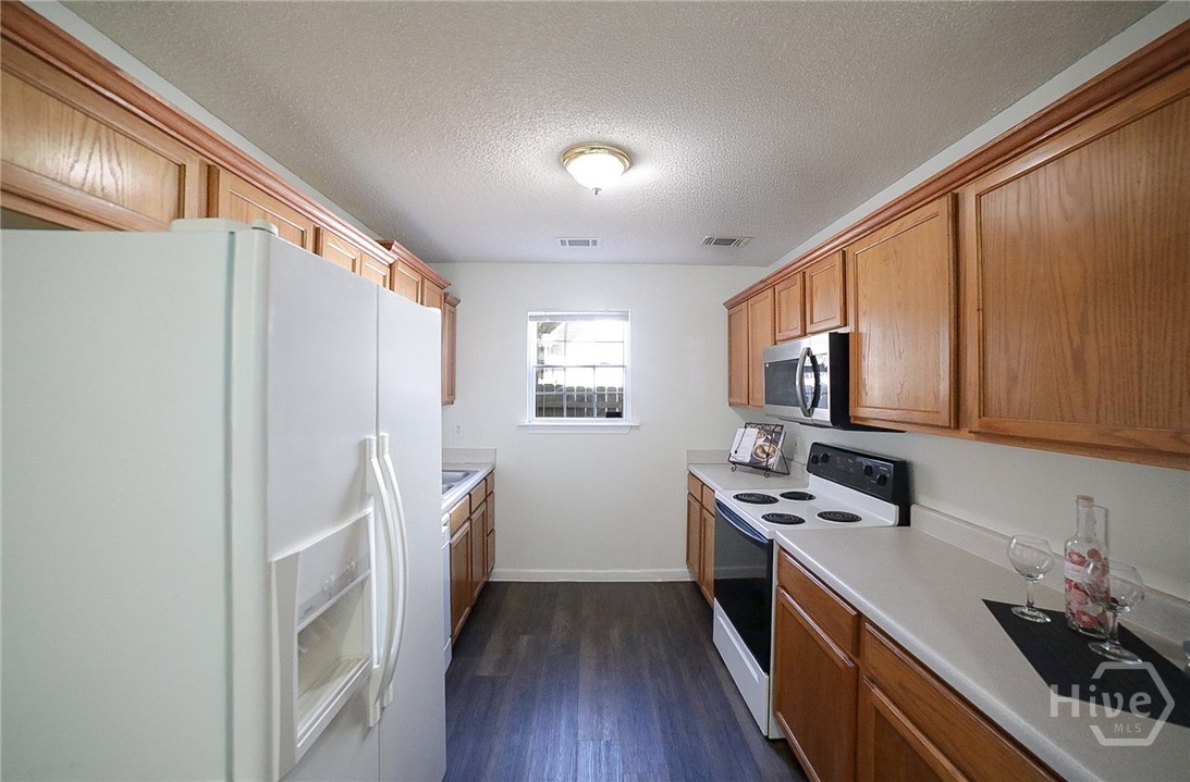 1460 Towne Square Terrace Athens, GA 30607 - Photo 6 of 37 Gallery Image 6