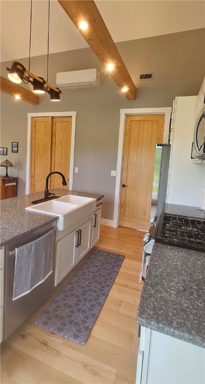 2185 Hog Mountain Road Fleischmanns, NY 12430 - Photo 13 of 35