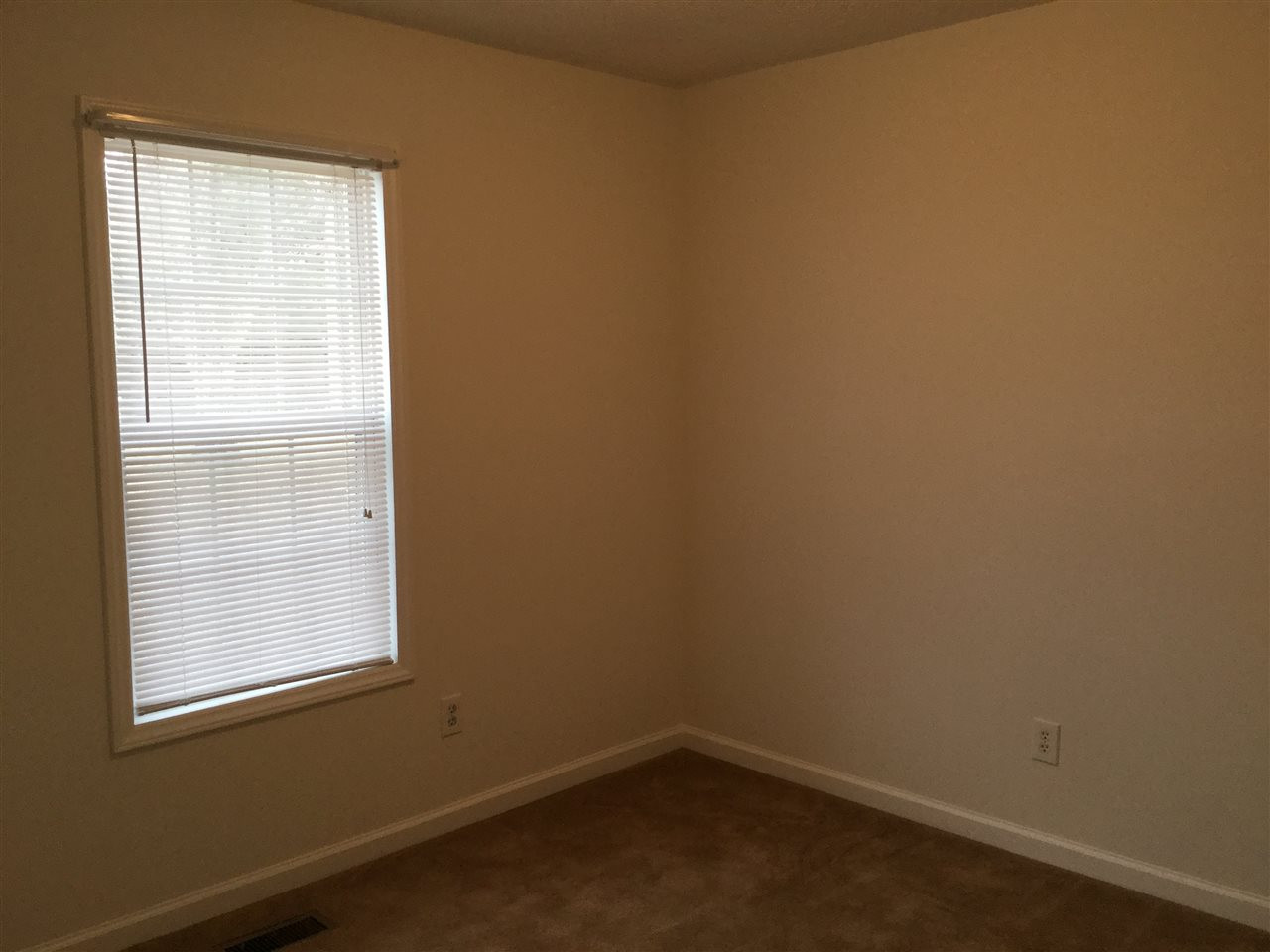 198 Old Roberts Road Benson, NC 27504 - Photo 13 of 17 Photo 13