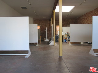 1300 Yosemite Drive Los Angeles, CA 90041 - Photo 3 of 6