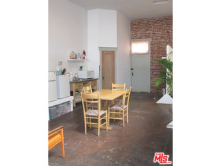 1300 Yosemite Drive Los Angeles, CA 90041 - Photo 4 of 6