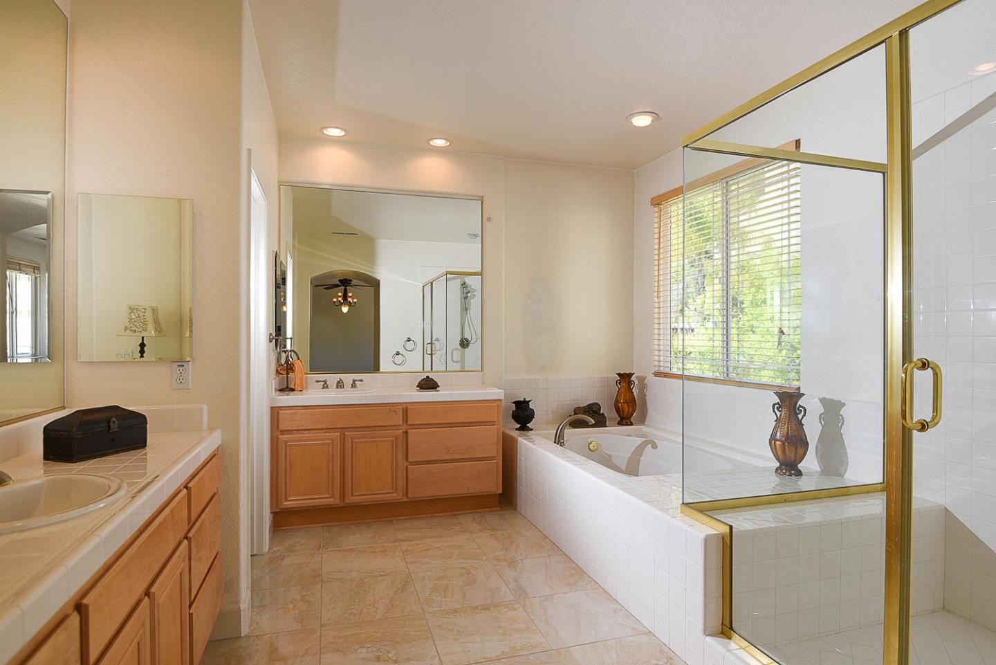 6785 Eagle Ridge Court Gilroy, CA 95020 - Photo 14 of 33 Gallery Image 14