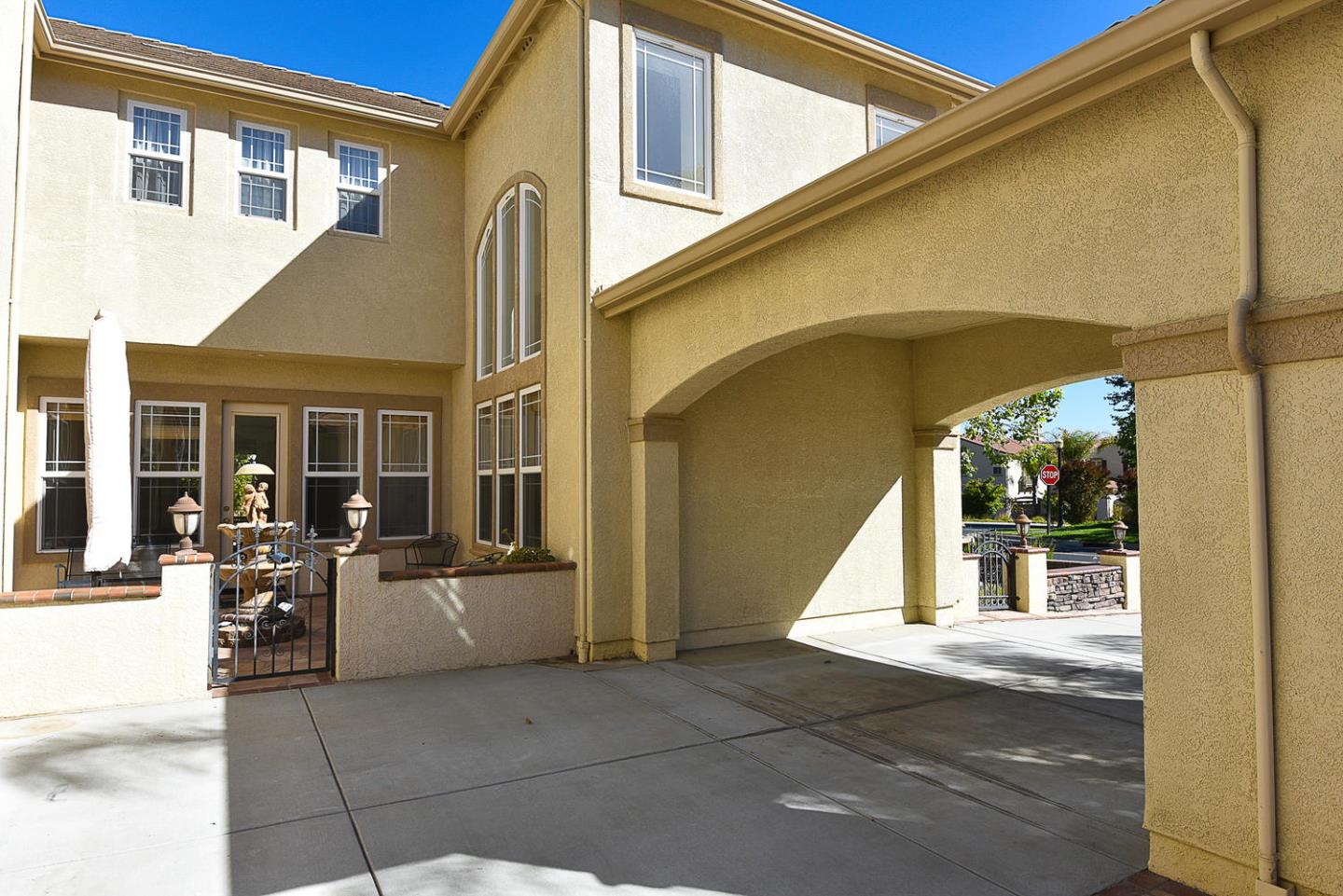 6785 Eagle Ridge Court Gilroy, CA 95020 - Photo 17 of 33 Gallery Image 17