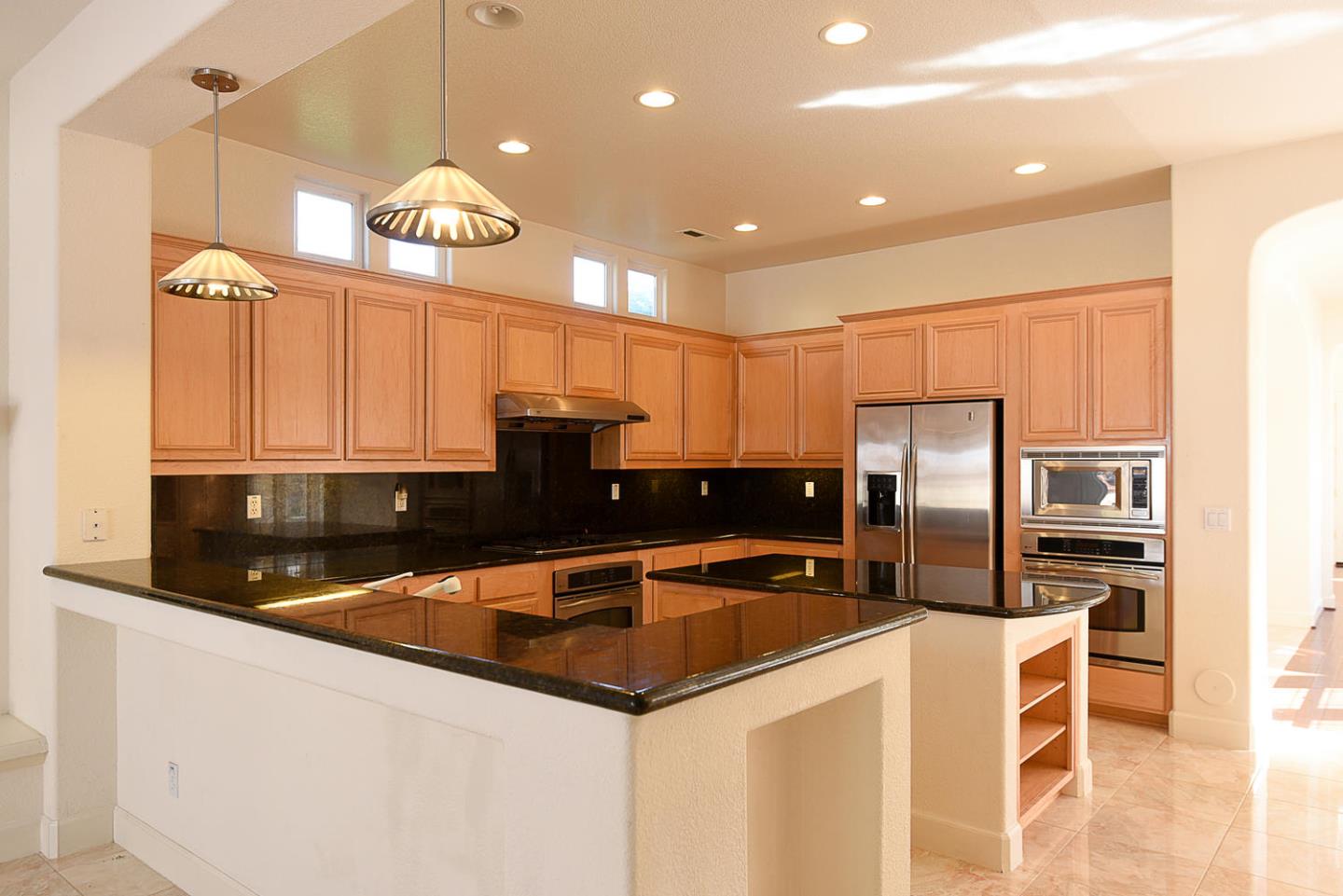 6785 Eagle Ridge Court Gilroy, CA 95020 - Photo 8 of 33 Gallery Image 8