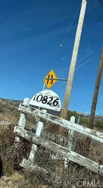 10858 Pellona Road Santa Clarita, CA 91350 - Photo 4 of 5