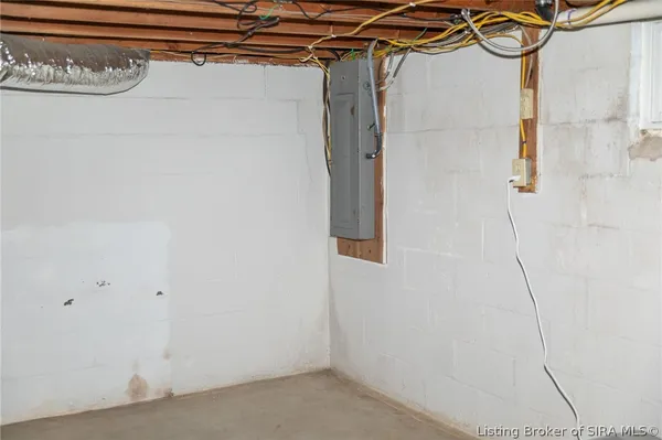 $294,500 | 8757 South 450 West, Nabb, IN 47147