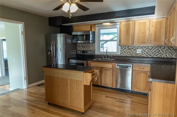 $294,500 | 8757 South 450 West, Nabb, IN 47147