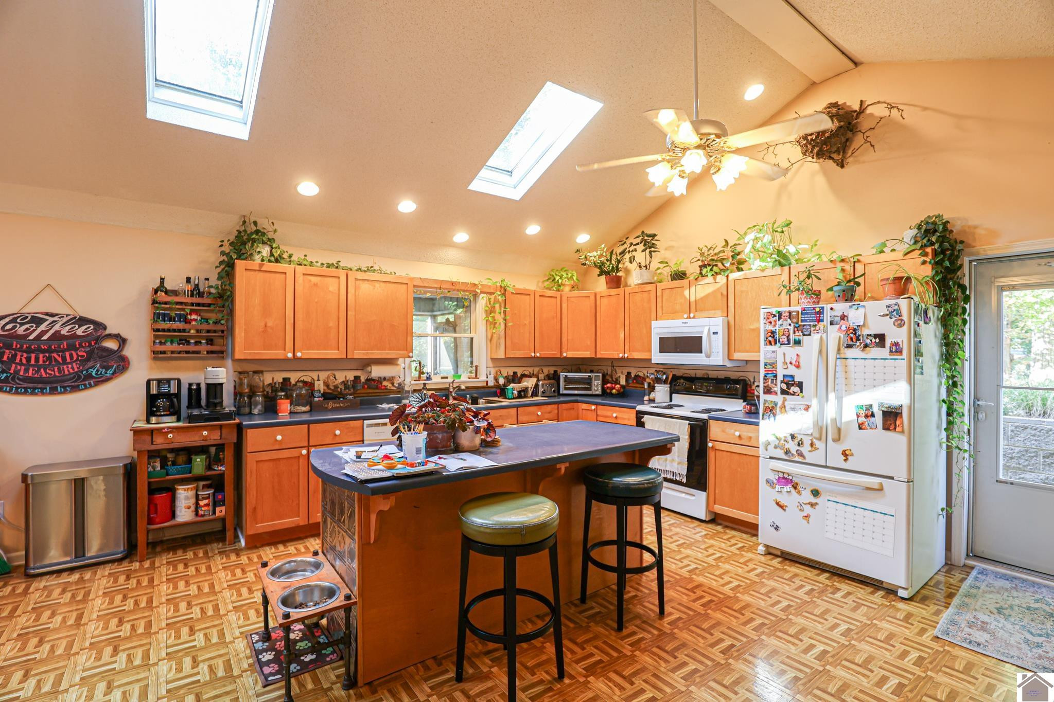 543 Temple Hill Road Almo, KY 42020 - Photo 15 of 40 Kitchen