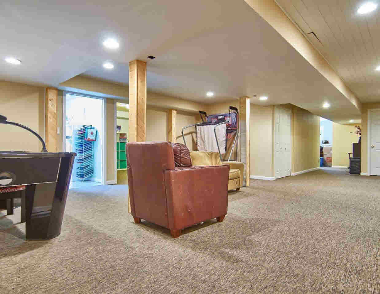 4053 North Irish Road Davison, MI 48423 - Photo 36 of 52 21272225-35.JPG