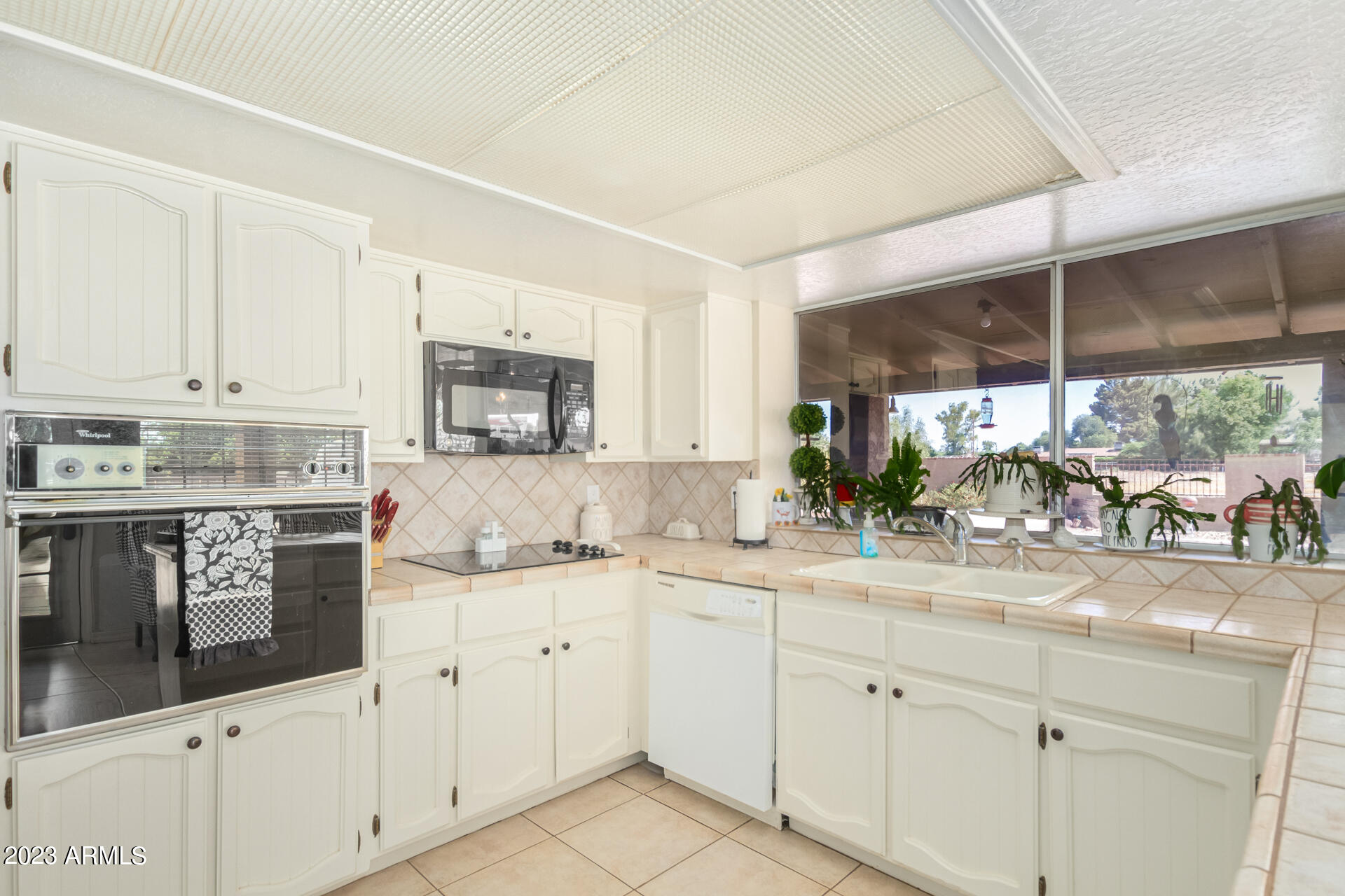 12705 East Cloud Road Chandler, AZ 85249 - Photo 21 of 64 0023-23 - Cloud