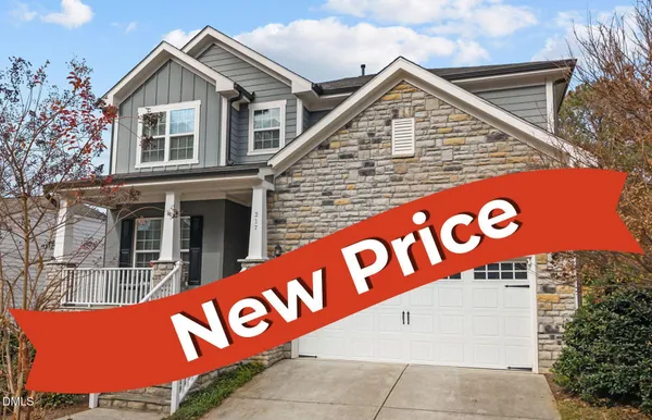 $779,900 | 217 Oakmere Drive, Cary, NC 27513