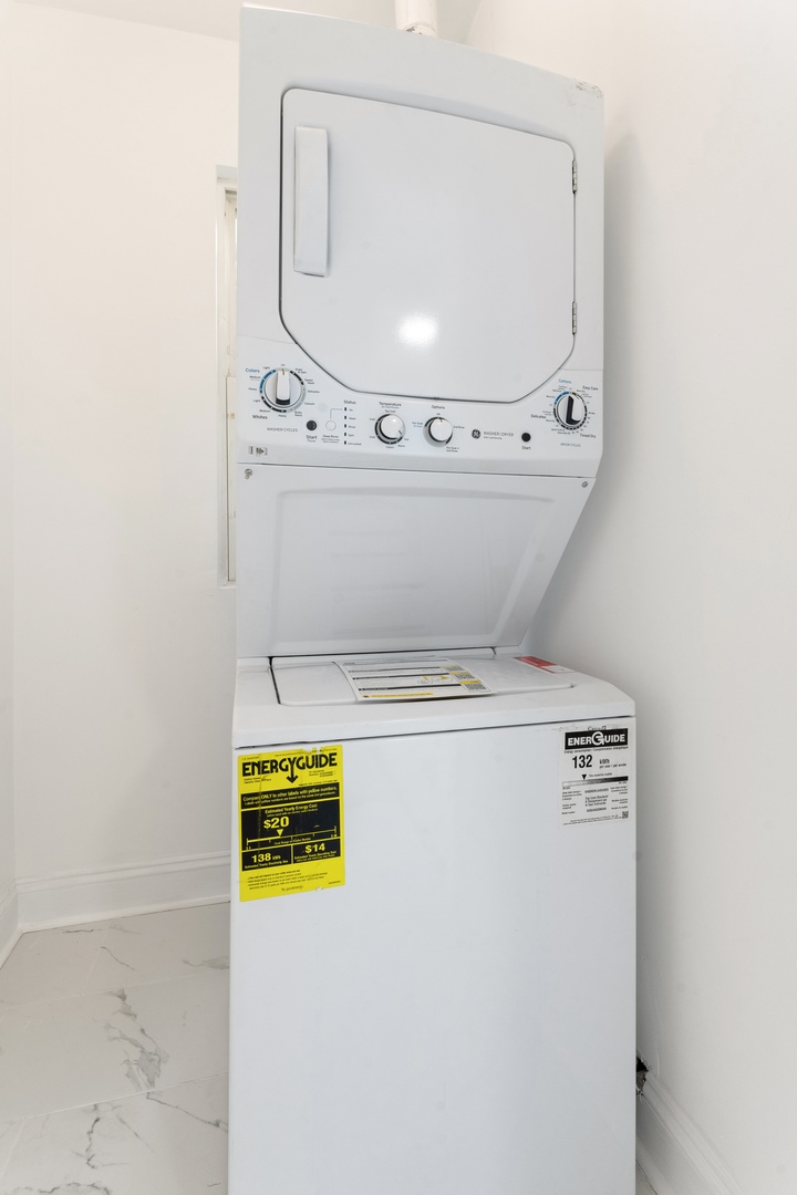 4718 West Monroe Street Chicago, IL 60644 - Photo 11 of 13 a utility room with dryer and washer