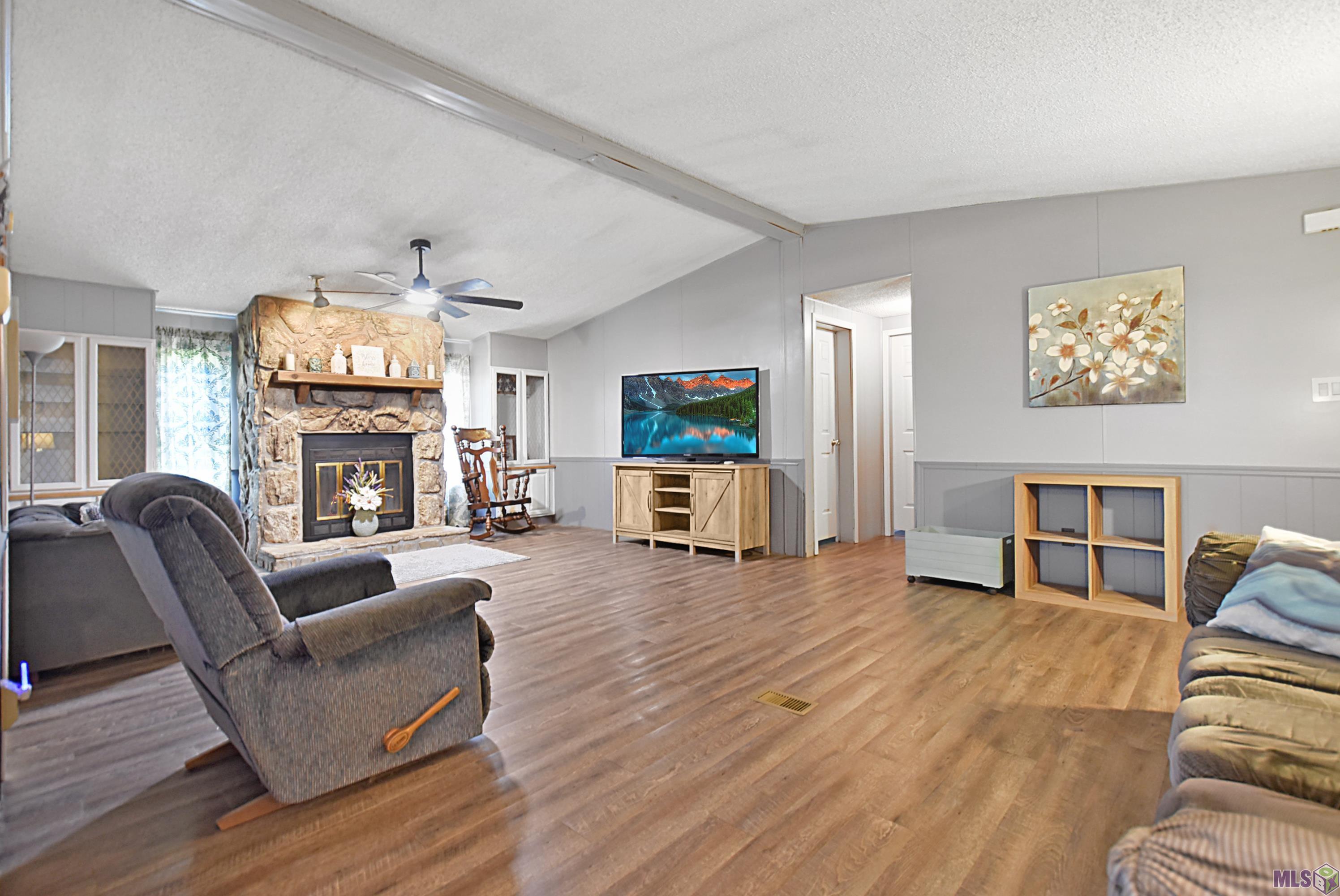 14182 Lebeau Road St. Amant, LA 70774 - Photo 3 of 16 Gallery Image 3
