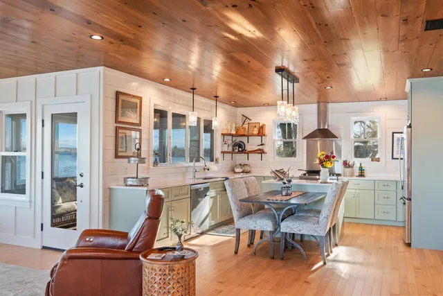 $1,200,000 | 20 Keelers Bay Road, South Hero, VT 05486