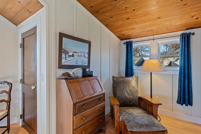 $1,200,000 | 20 Keelers Bay Road, South Hero, VT 05486