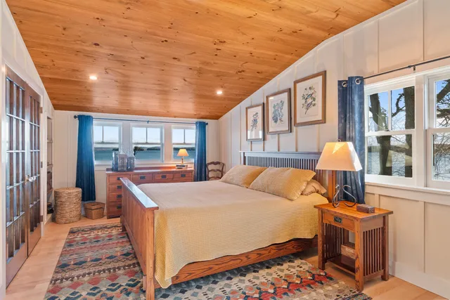 $1,200,000 | 20 Keelers Bay Road, South Hero, VT 05486