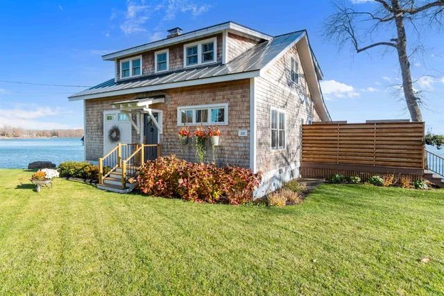 $1,200,000 | 20 Keelers Bay Road, South Hero, VT 05486