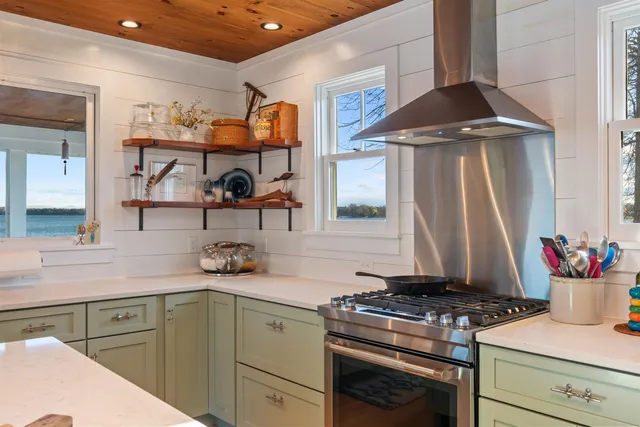 $1,200,000 | 20 Keelers Bay Road, South Hero, VT 05486