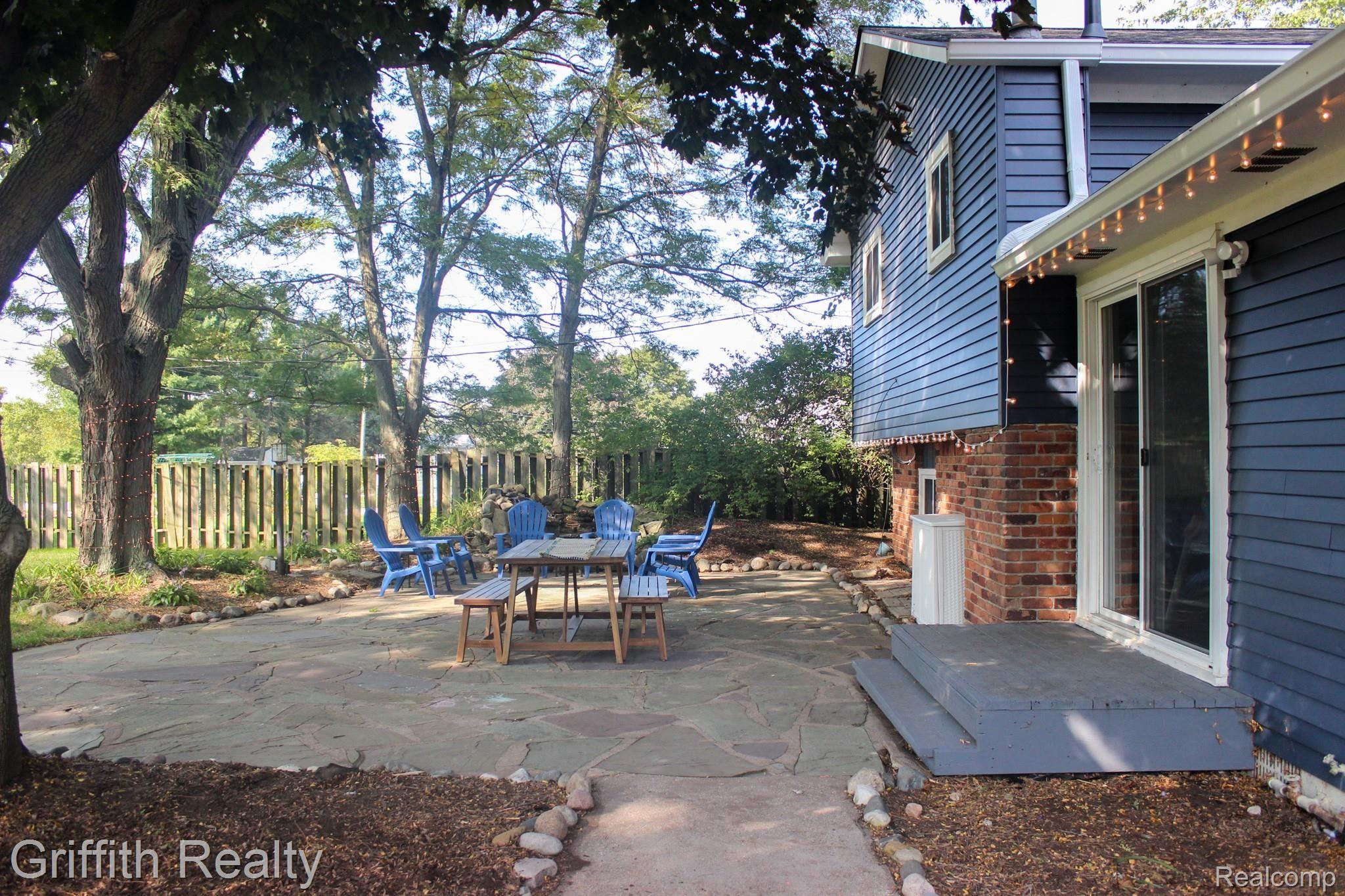 1370 South Hickory Ridge Road Milford, MI 48380 - Photo 43 of 52 41.jpg