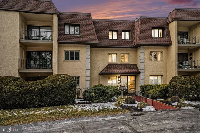 $409,900 | 202 A Summit Drive, Unit 202A, Bryn Mawr, PA 19010