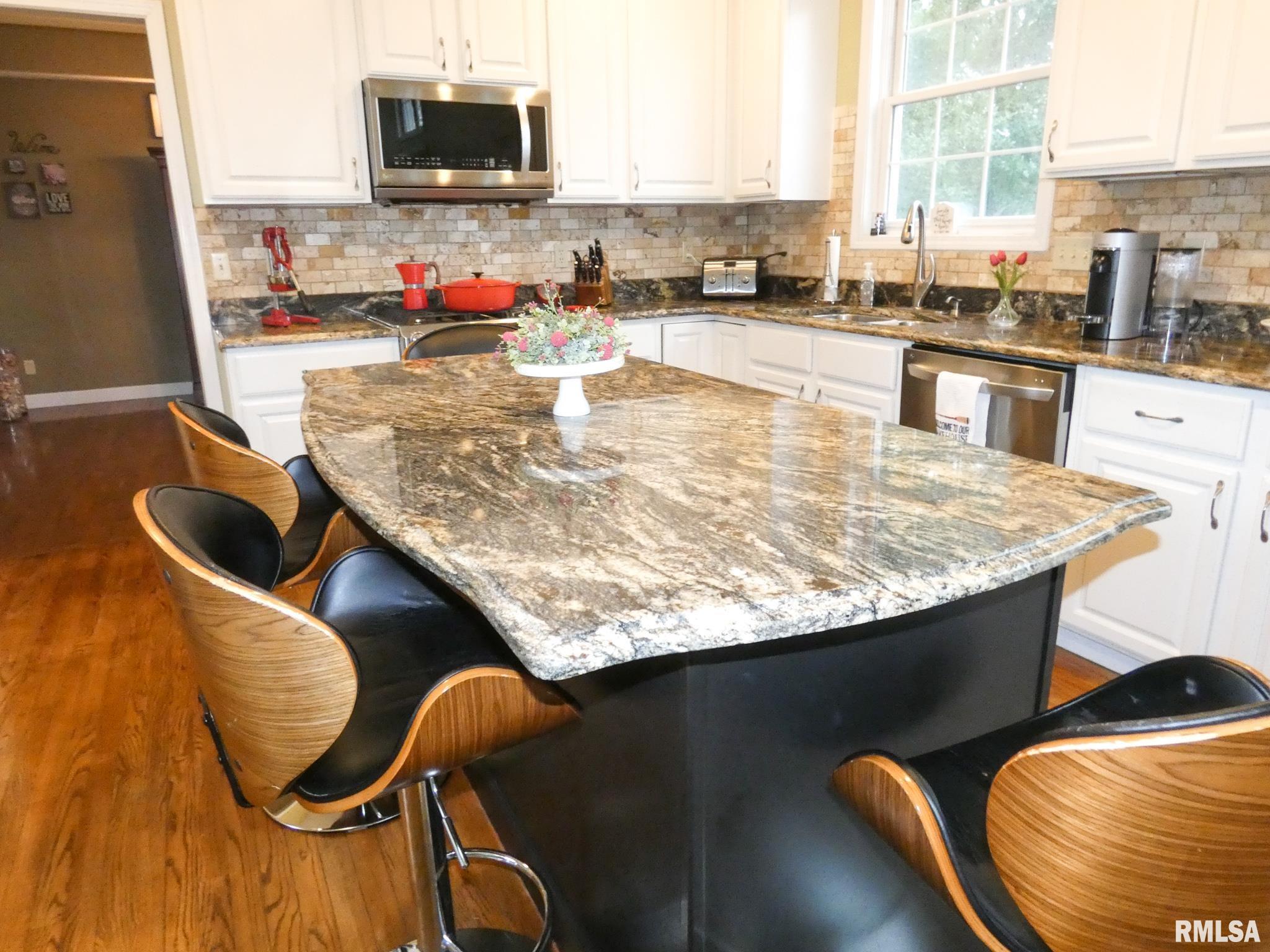 5016 South Diamond Point Mapleton, IL 61547 - Photo 13 of 50 Gallery Image 13