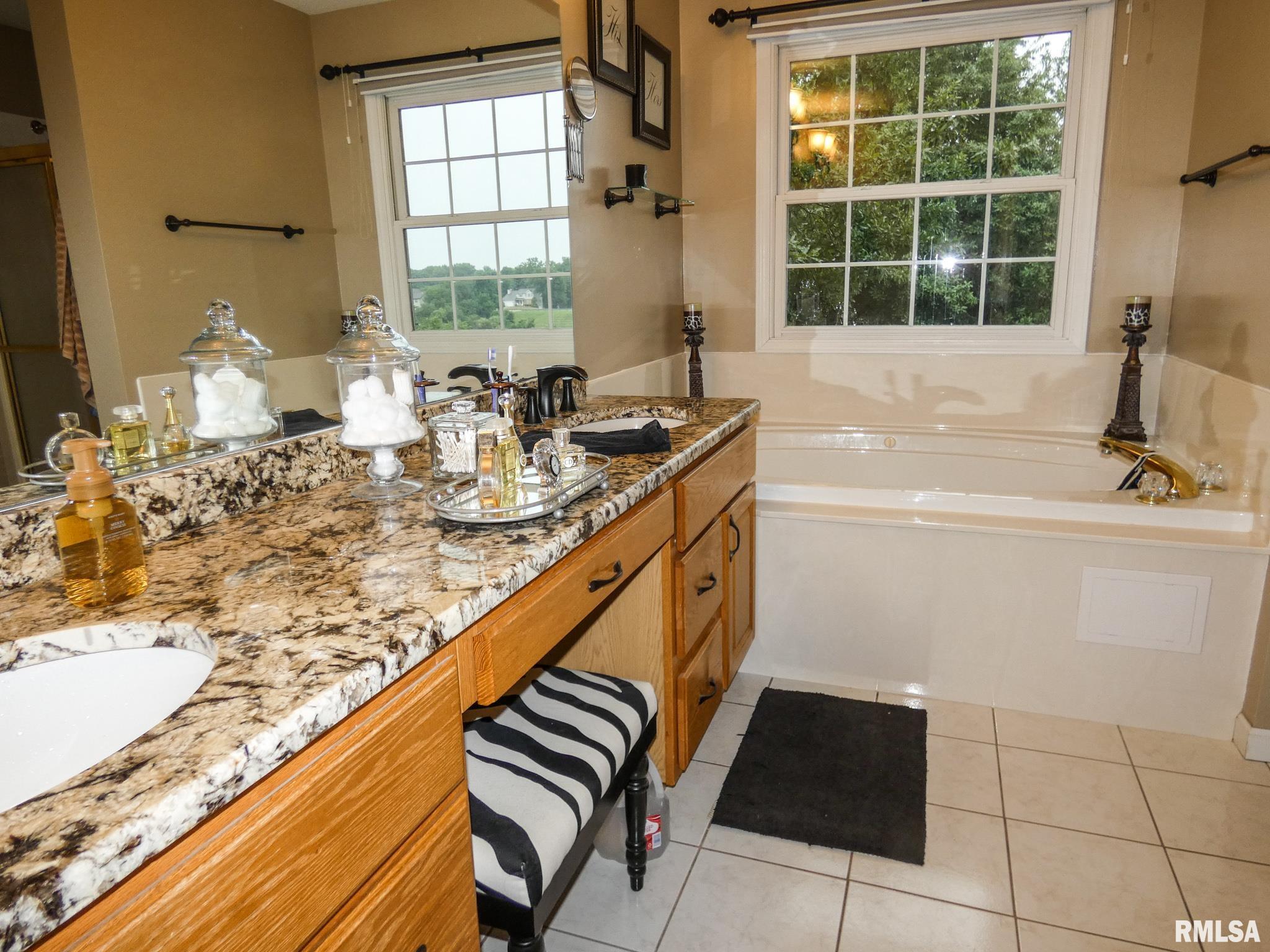 5016 South Diamond Point Mapleton, IL 61547 - Photo 30 of 50 Gallery Image 30