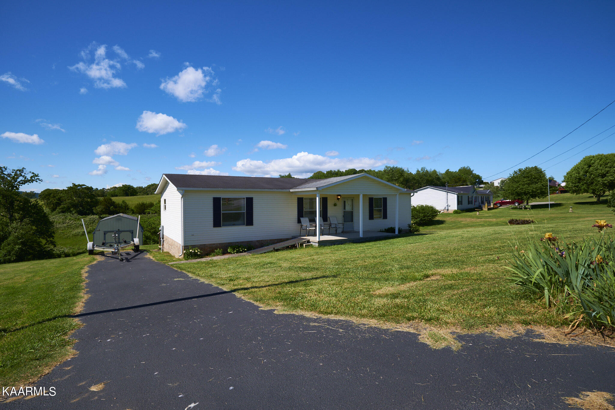 358 Howerton Estates Road Bean Station, TN 37708 - Photo 2 of 37 Howerton Estates Rd 8
