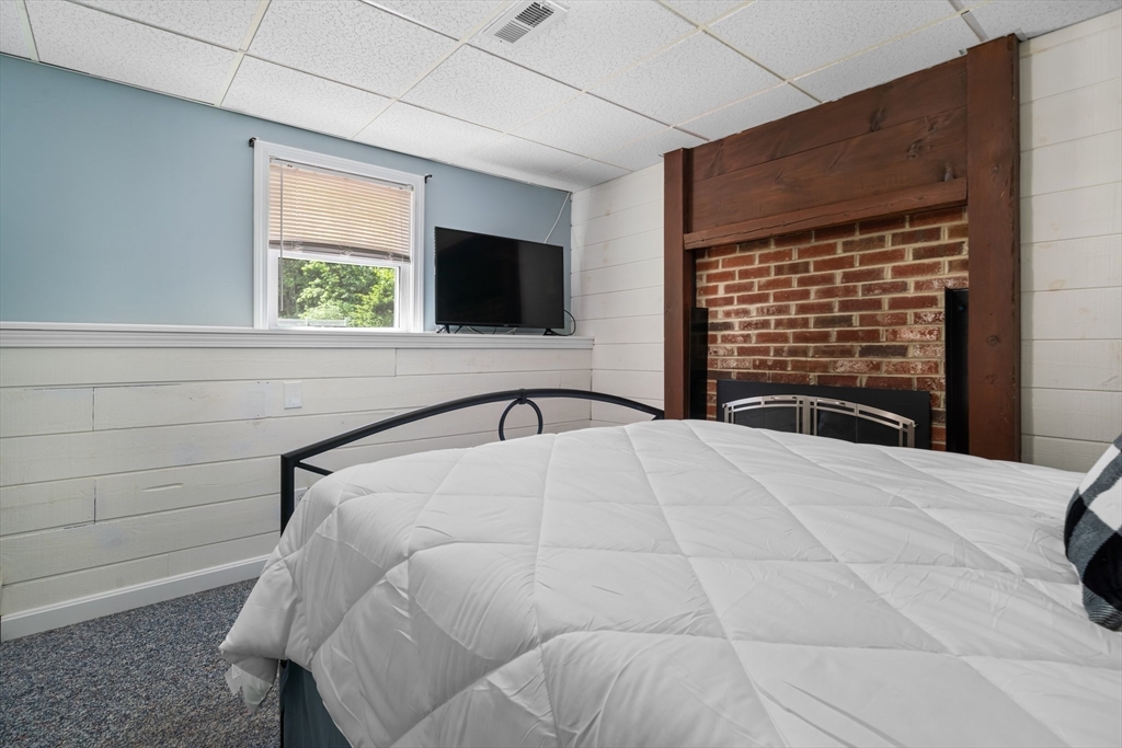 3 Albion Road Billerica, MA 01821 - Photo 25 of 42