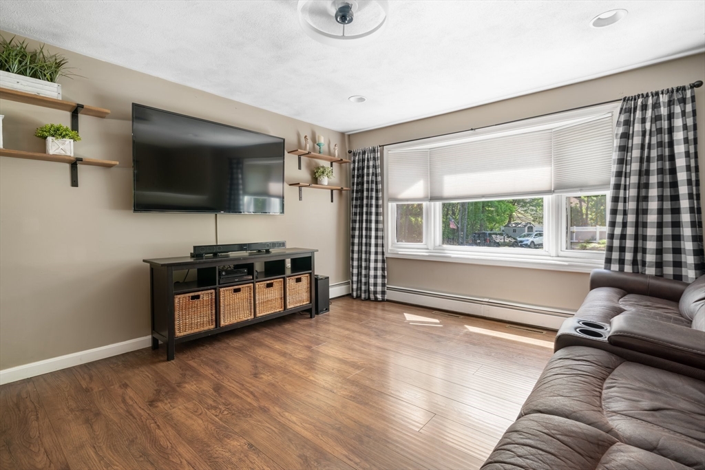 3 Albion Road Billerica, MA 01821 - Photo 9 of 42