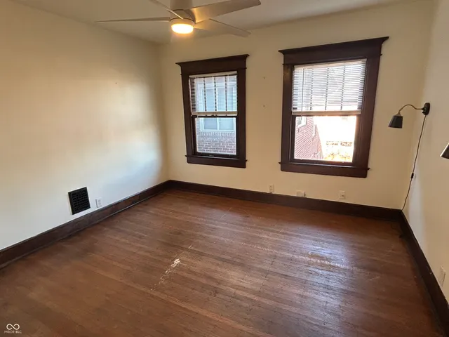 $2,450 | 963 Woodruff Pl W Drive, Indianapolis, IN 46201