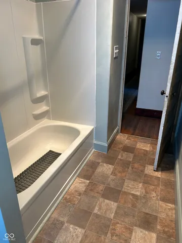 $2,450 | 963 Woodruff Pl W Drive, Indianapolis, IN 46201