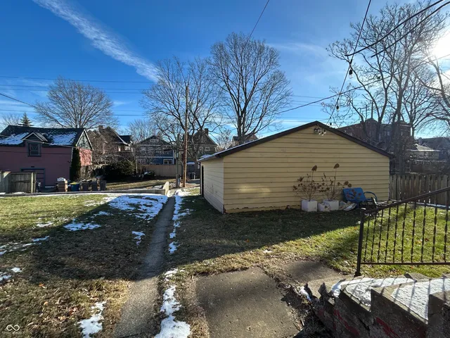 $2,450 | 963 Woodruff Pl W Drive, Indianapolis, IN 46201