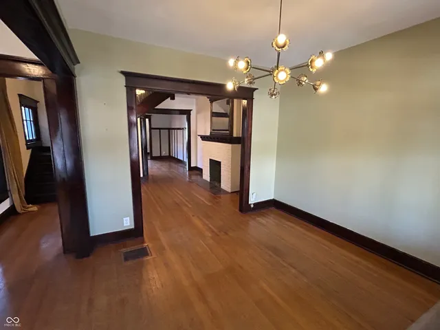 $2,450 | 963 Woodruff Pl W Drive, Indianapolis, IN 46201