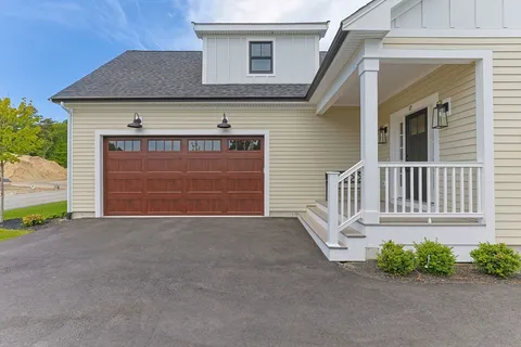 $1,175,000 | 17 Josiah Path, Falmouth, MA 02540