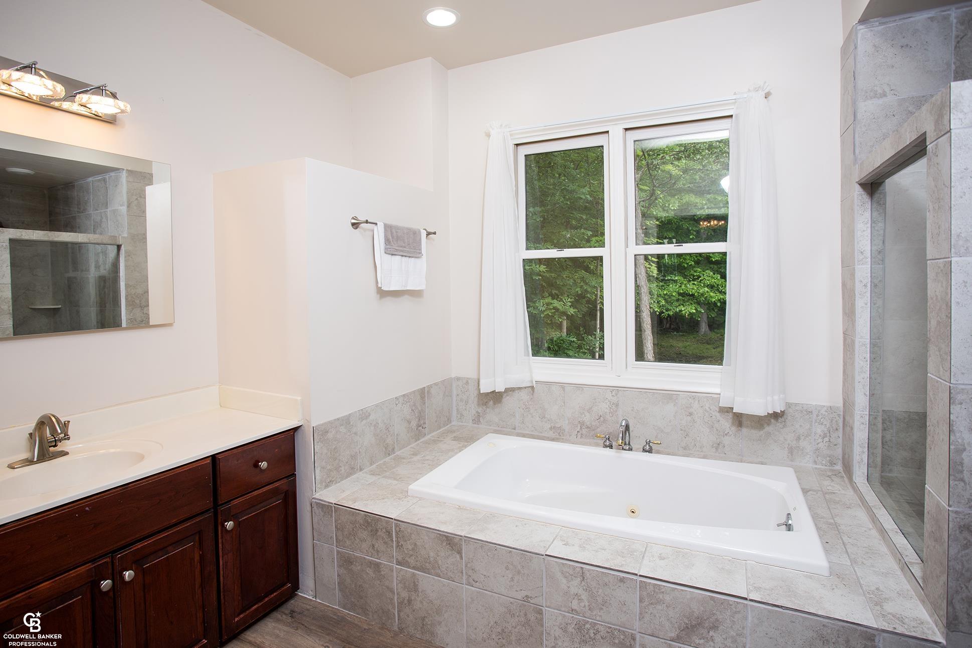 9156 Division Road Columbus, MI 48063 - Photo 32 of 61 Gallery Image 32