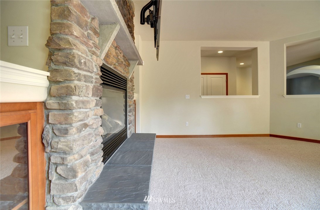 1011 South 48th Street Renton, WA 98055 - Photo 8 of 25