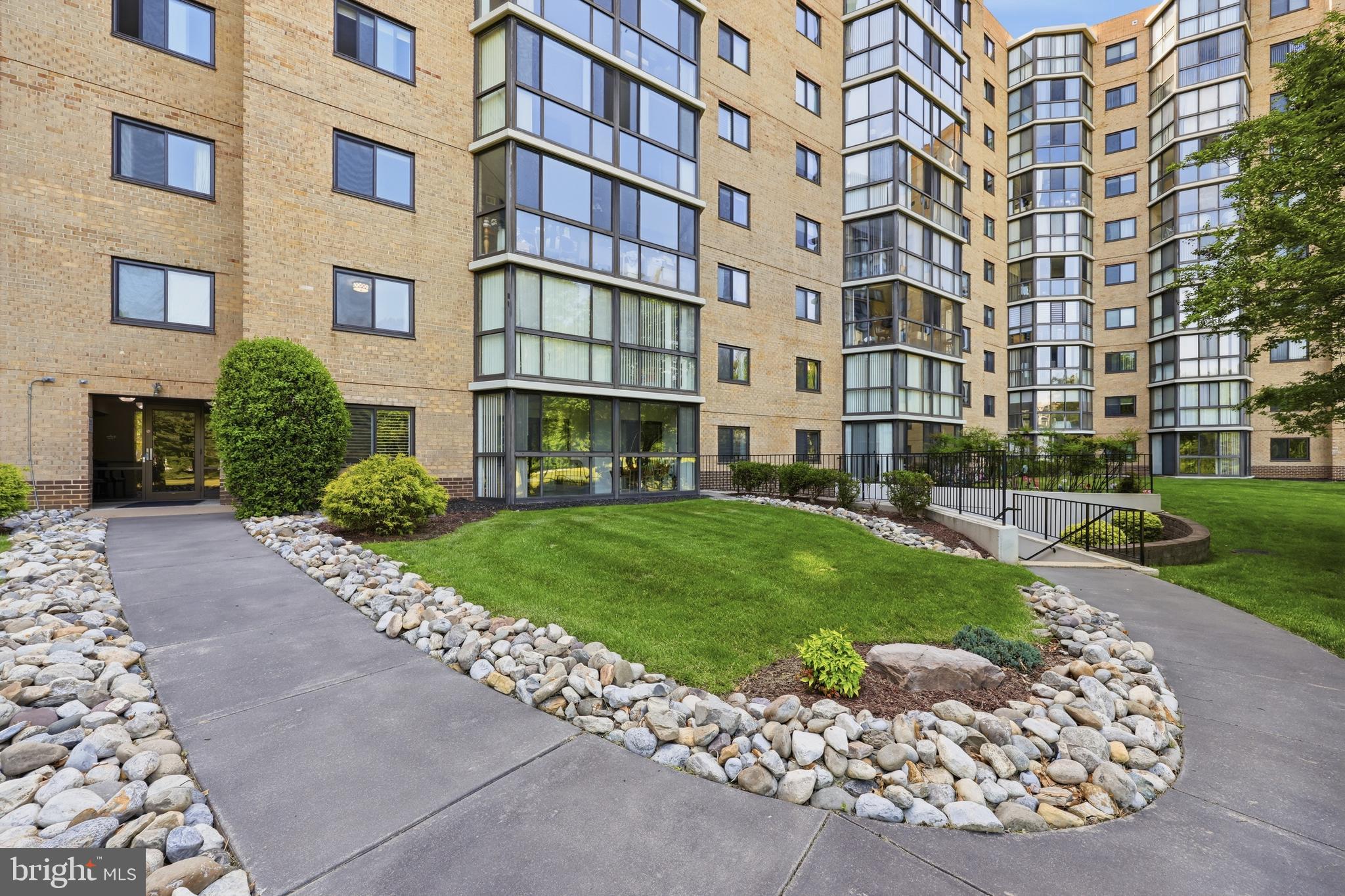 3330 North Leisure World Boulevard, Unit 5109 Silver Spring, MD 20906 - Photo 26 of 44 Shows the back entrance/ exist